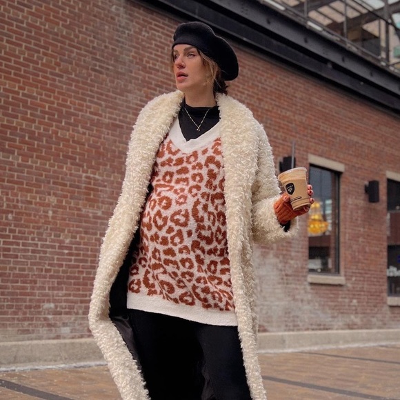 TALL || Alloy Apparel cozy animal print sweater || size M - Picture 3 of 4